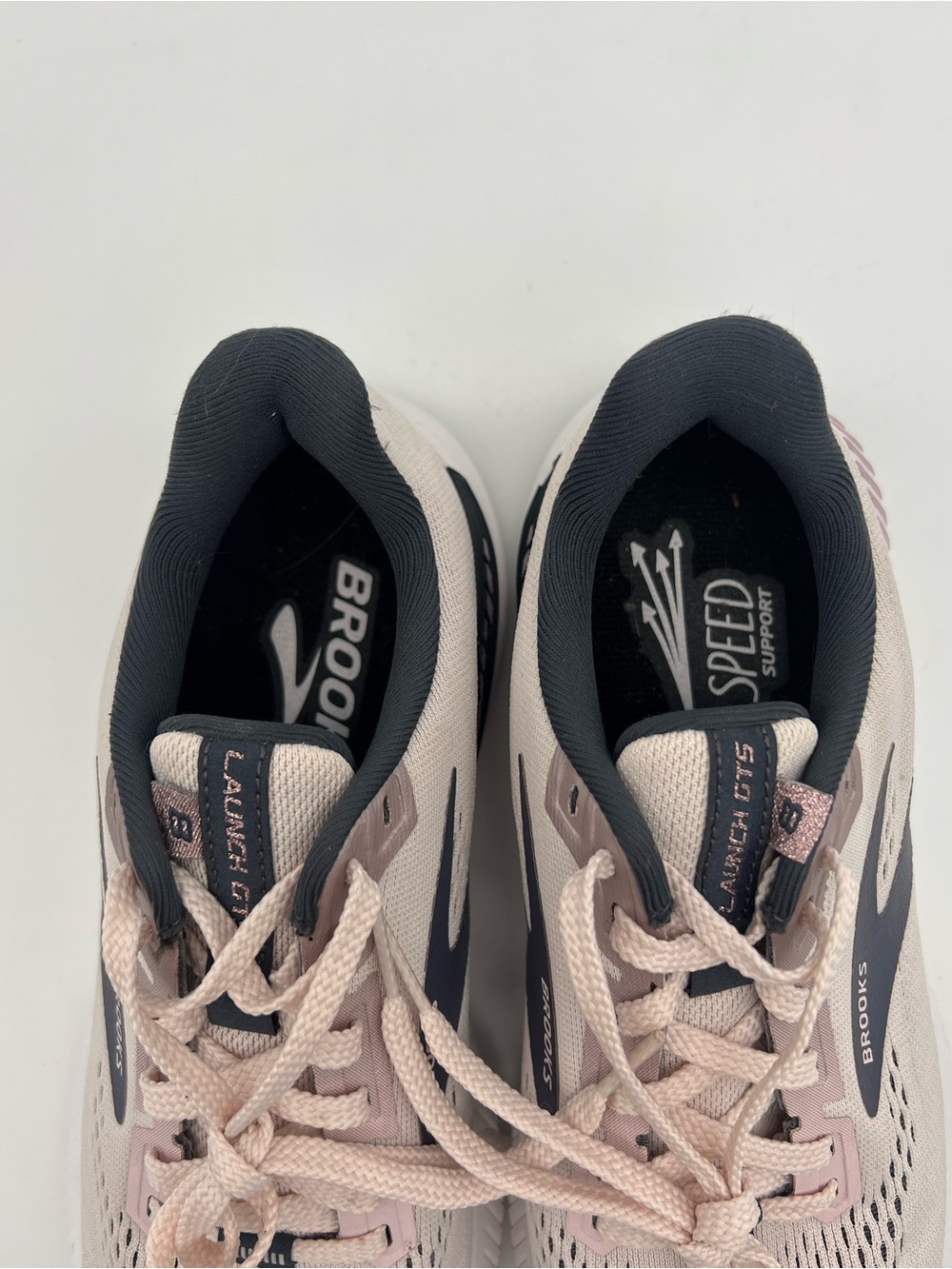 Brooks launch 8 gts running shoes women’s size 7 sneakers pink athletic gym - Picture 3 of 11